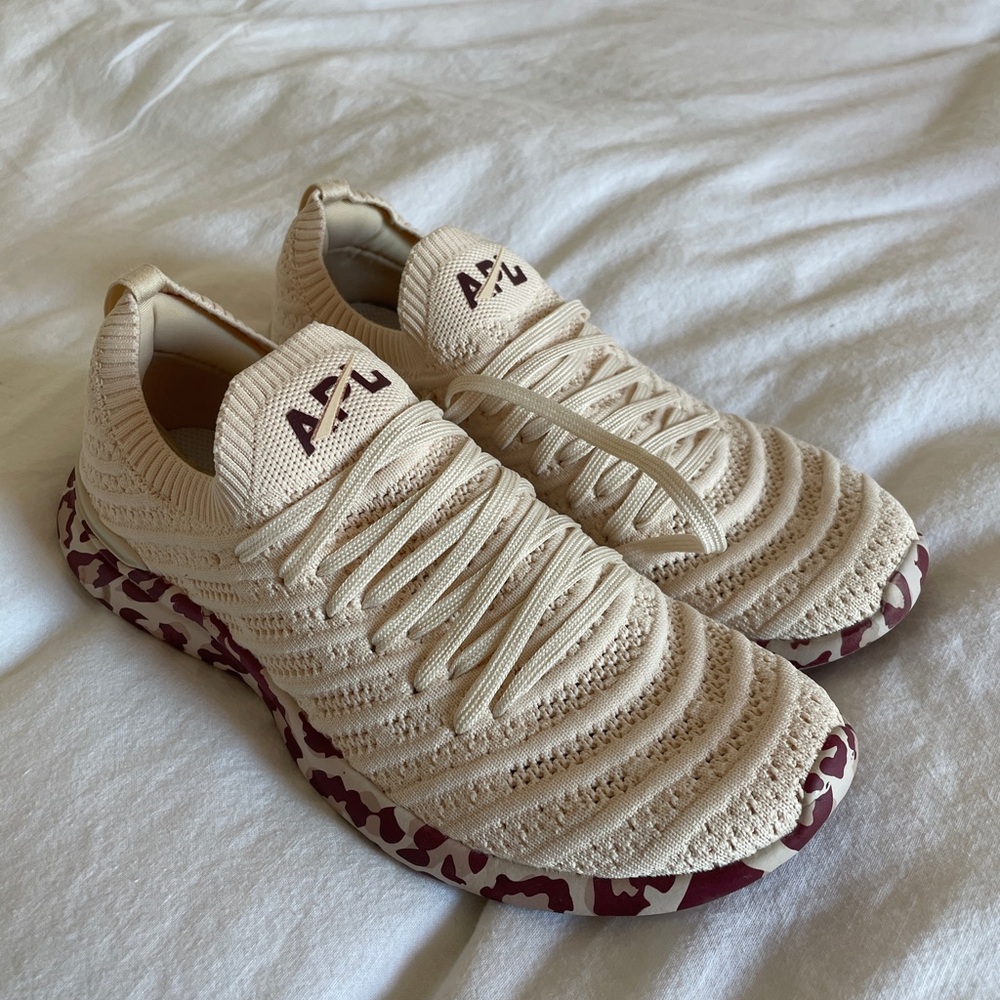 Women’s APL Techloom Wave